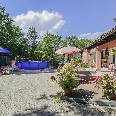 Dalibor in Jakačići - Haus für 2-4 Personen Gračišće Exterior foto