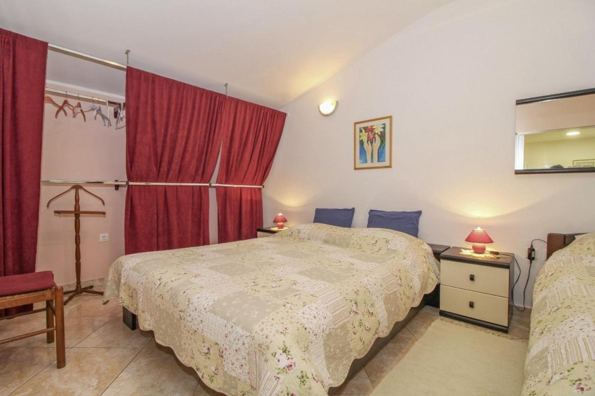 Dalibor in Jakačići - Haus für 2-4 Personen Gračišće Exterior foto